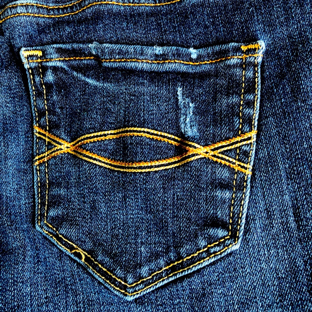 Abercrombie Skinny Jeans Distressed Size 26 x31 2S - Picture 6 of 15